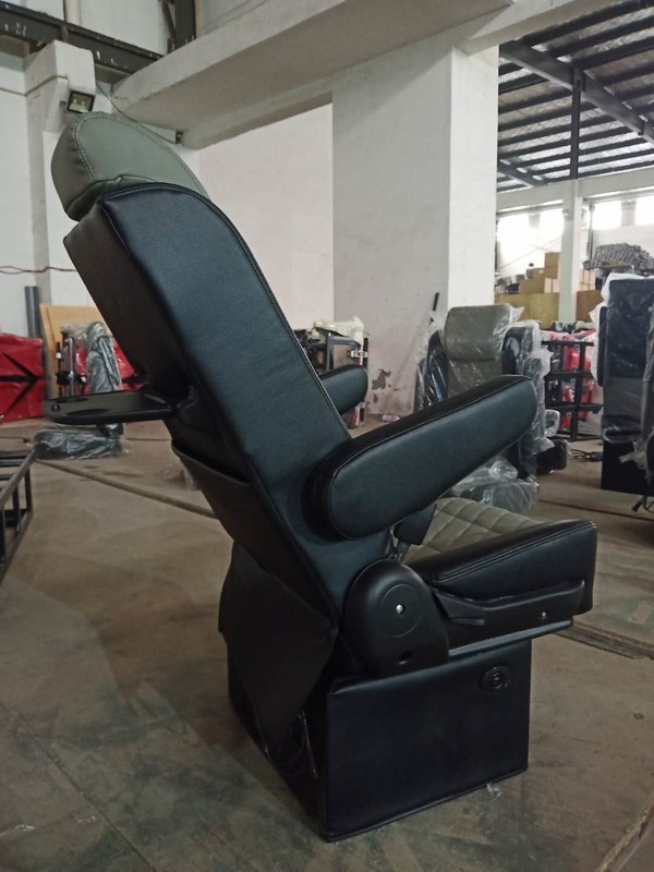 Factory Price Custom Luxury Leather Sprinter Van Seats For Van Automotive Limos